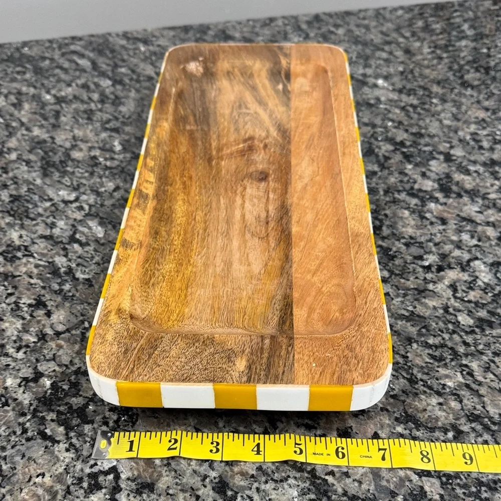 Striped yellow Wooden serving Tray - Picture 8 of 13